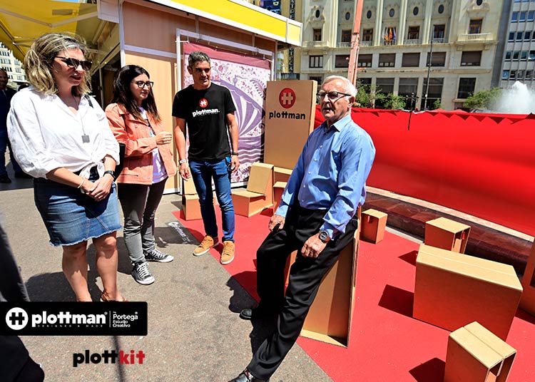 PLOTTMAN-LANZA-SU-LINEA-DE-MUEBLES-PARA-EVENTOS-PLOTTKIT PLOTTMAN-LANZA-SU-LINEA-DE-MUEBLES-PARA-EVENTOS-PLOTTKIT